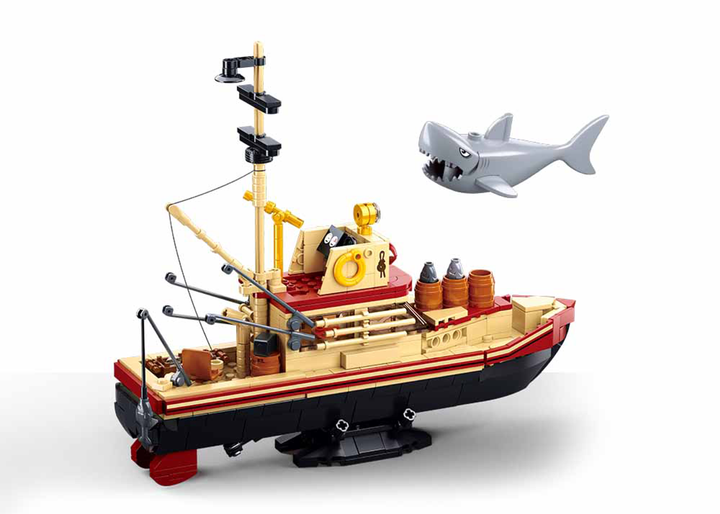 Model Bricks Great Shark Ship Building Brick Kit (592 pcs) - 3