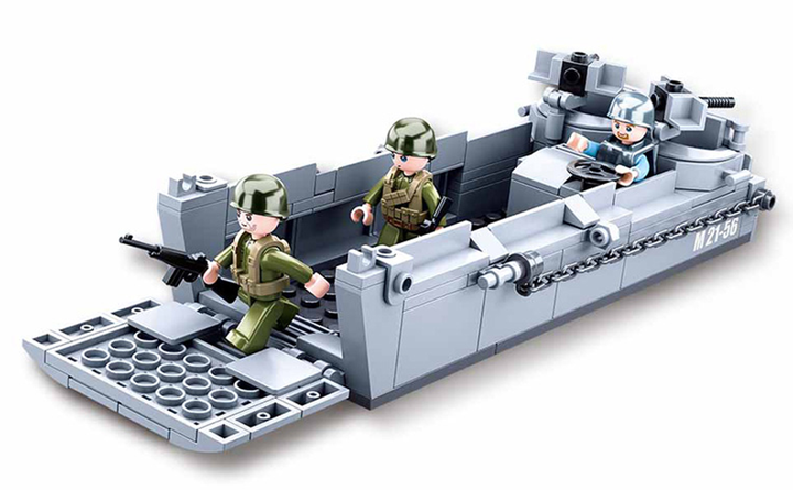 WWII D-Day Higgins Landing Craft Building Brick Kit (182 pcs) - 3