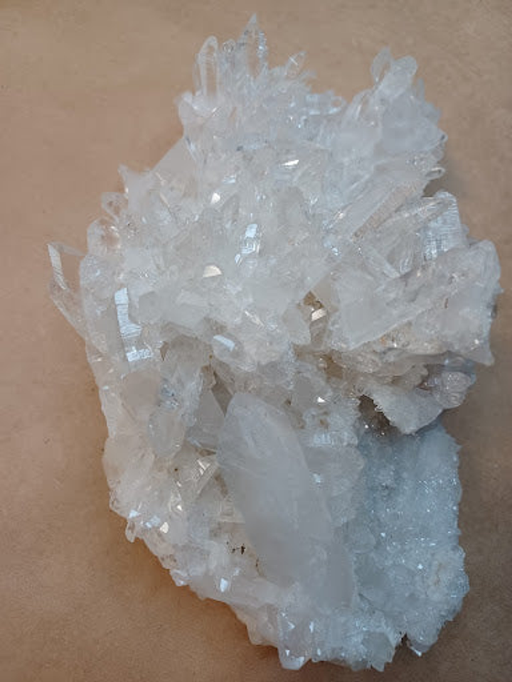 Collectible Quartz Crystal 38 - 7