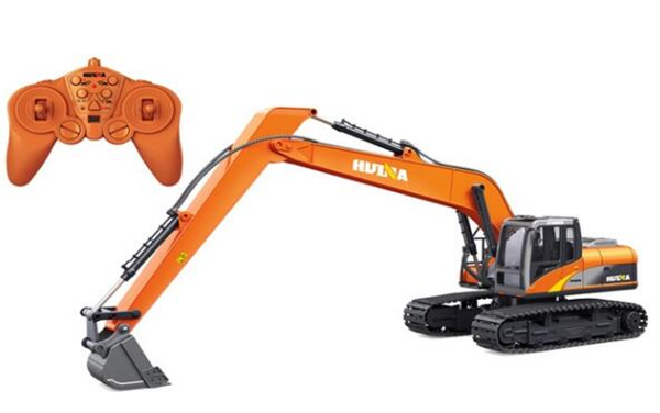 Long Arm Excavator With Rechargeable Batteries And Metal Bucket