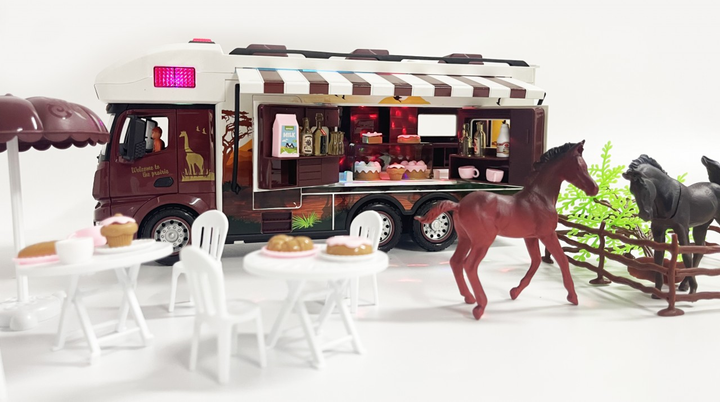 2.4 G Safari Rv With Lights, Sound And Horses - 2