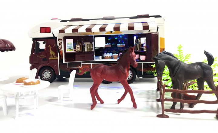 2.4 G Safari Rv With Lights, Sound And Horses - 3